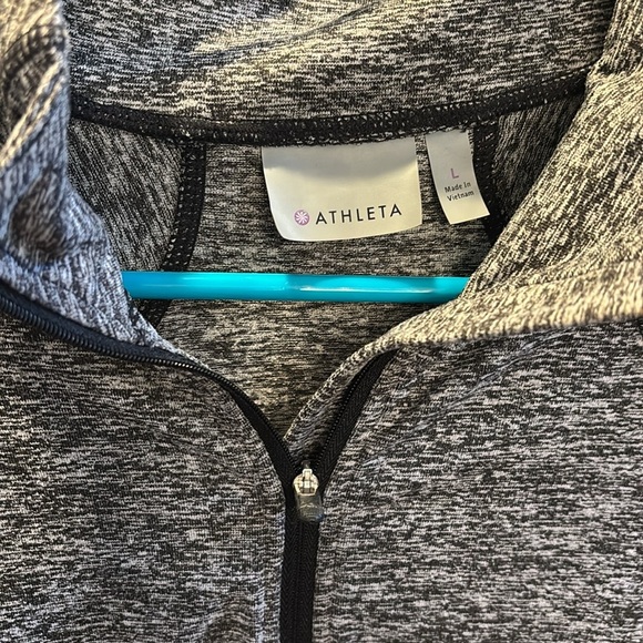 Athleta Womens Pullover Half Zip Running Wild Gray Reflective Shirt Pocket LG - Picture 2 of 6